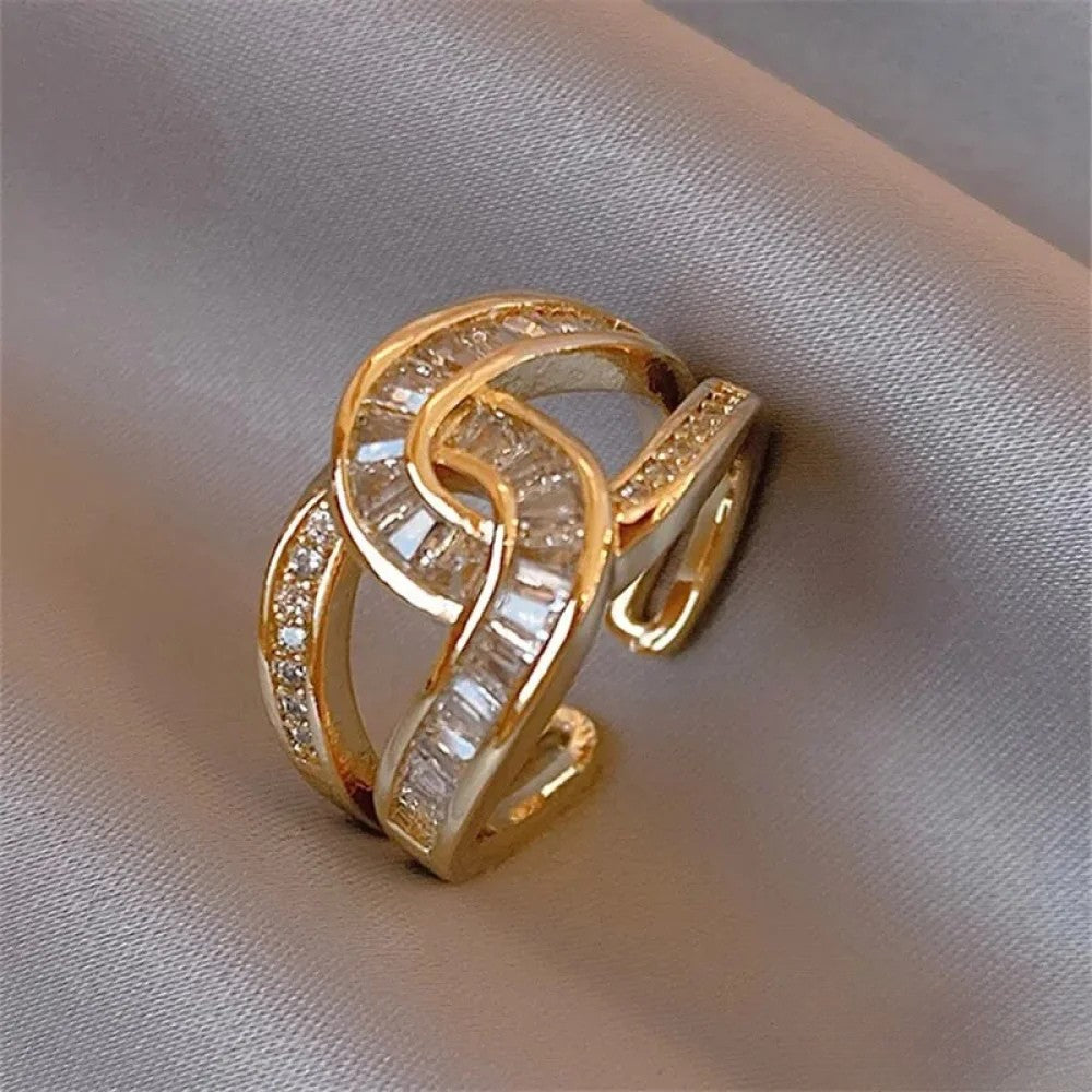 Anillo de nudo elegante