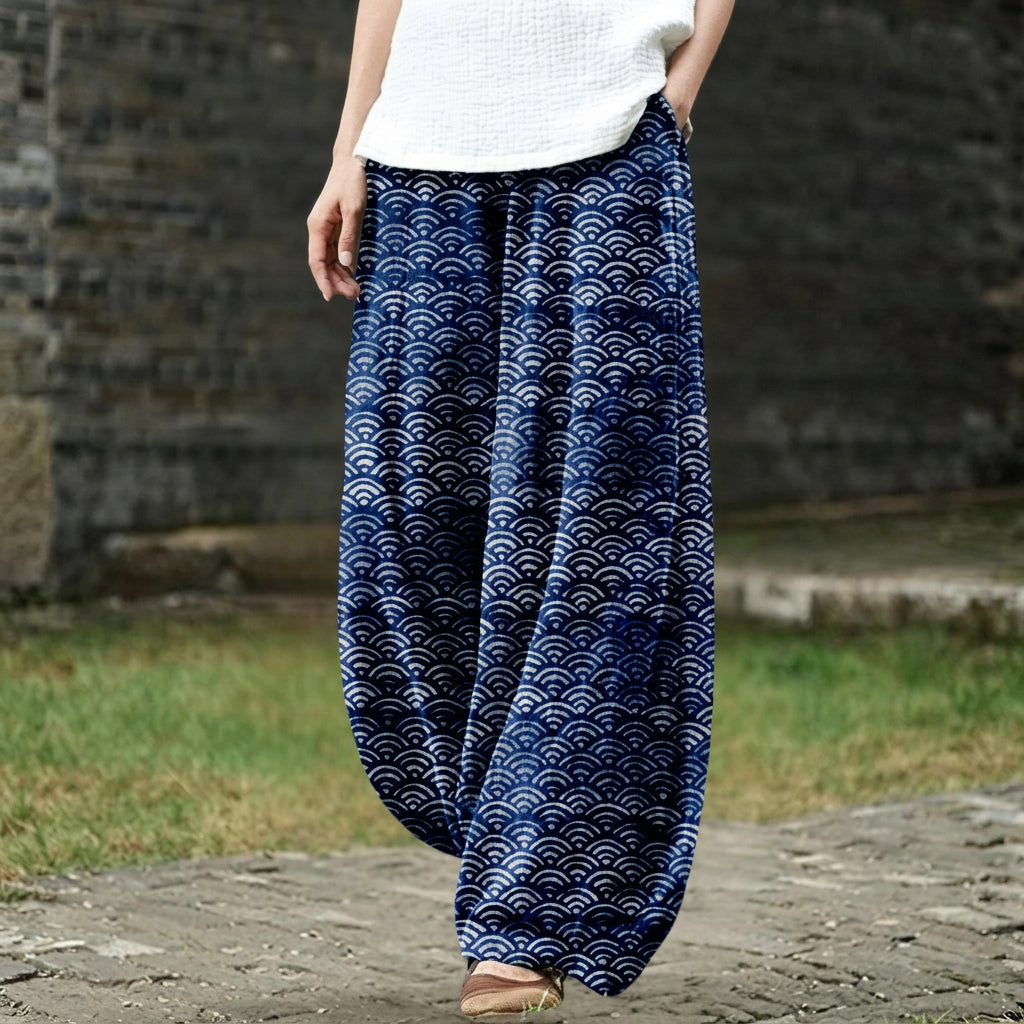 Émilienne – Pantalón ancho azul con estampado náutico
