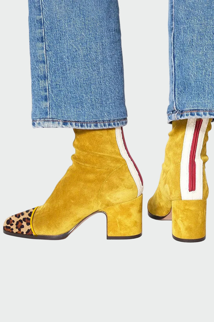 Zapatos de mujer de tacón medio con detalles deportivos