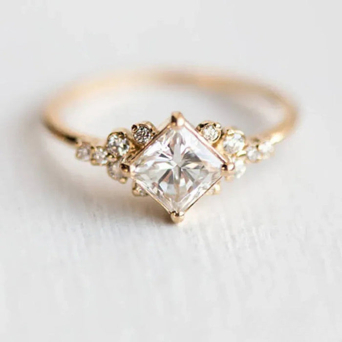 Anillo de corona de Delysian