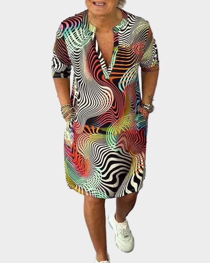 Mari - Vestido colorido con escote en pico