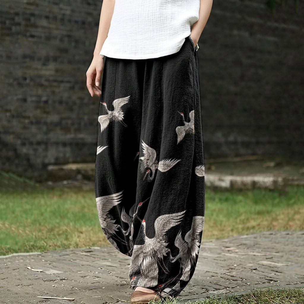 Françoise – Pantalón ancho negro con estampado de grullas